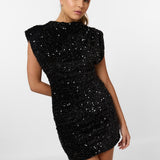 Schouder Gewatteerde Pailletten Mini Jurk – Statement Partyjurk met Luxe Sprankeling