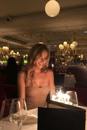 Gisela | Glamoureuze Glanzende Transparante Avondjurk – Verleidelijk Elegantie