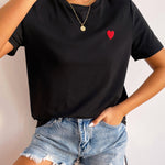 Basis Dames T-Shirt met Hartdetail – Minimalistisch, Casual & Combinatie Sterk