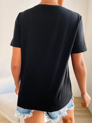 Basis Dames T-Shirt met Hartdetail – Minimalistisch, Casual & Combinatie Sterk