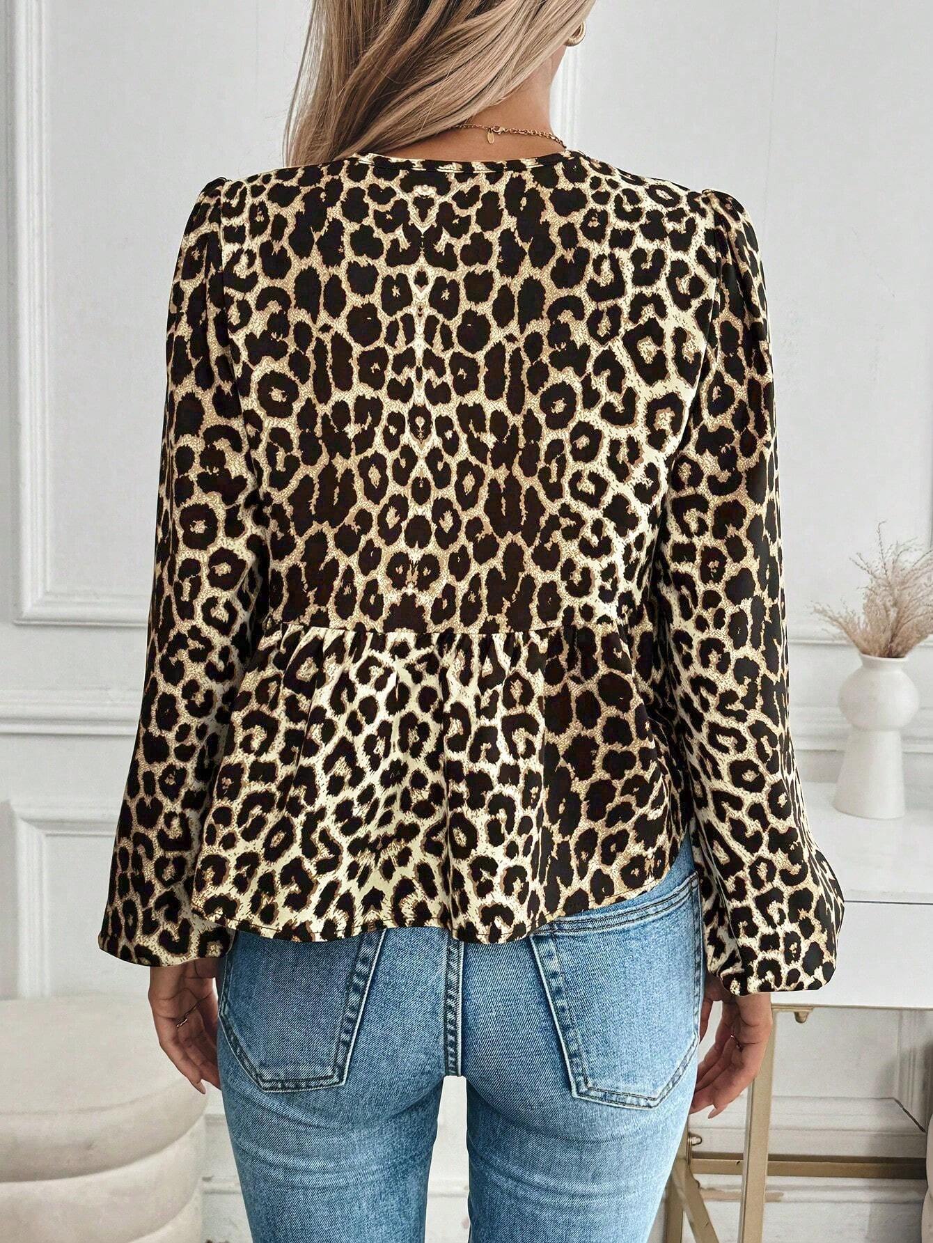 Leopardprint Damesblouse met Strikdetail – Vrouwelijk, Opvallend & Trendbewust