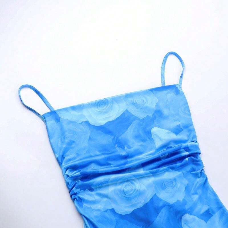 Lang zomerjurk met aquarelprint en spaghettibandjes