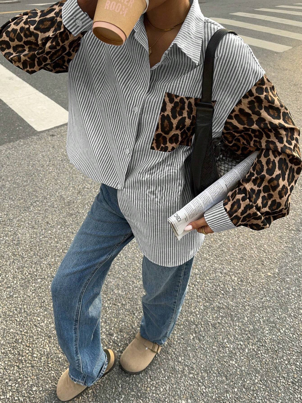 Gestreepte Damesblouse met Leeuwdetails – Opvallend, Casual & Streetstyle-klaar