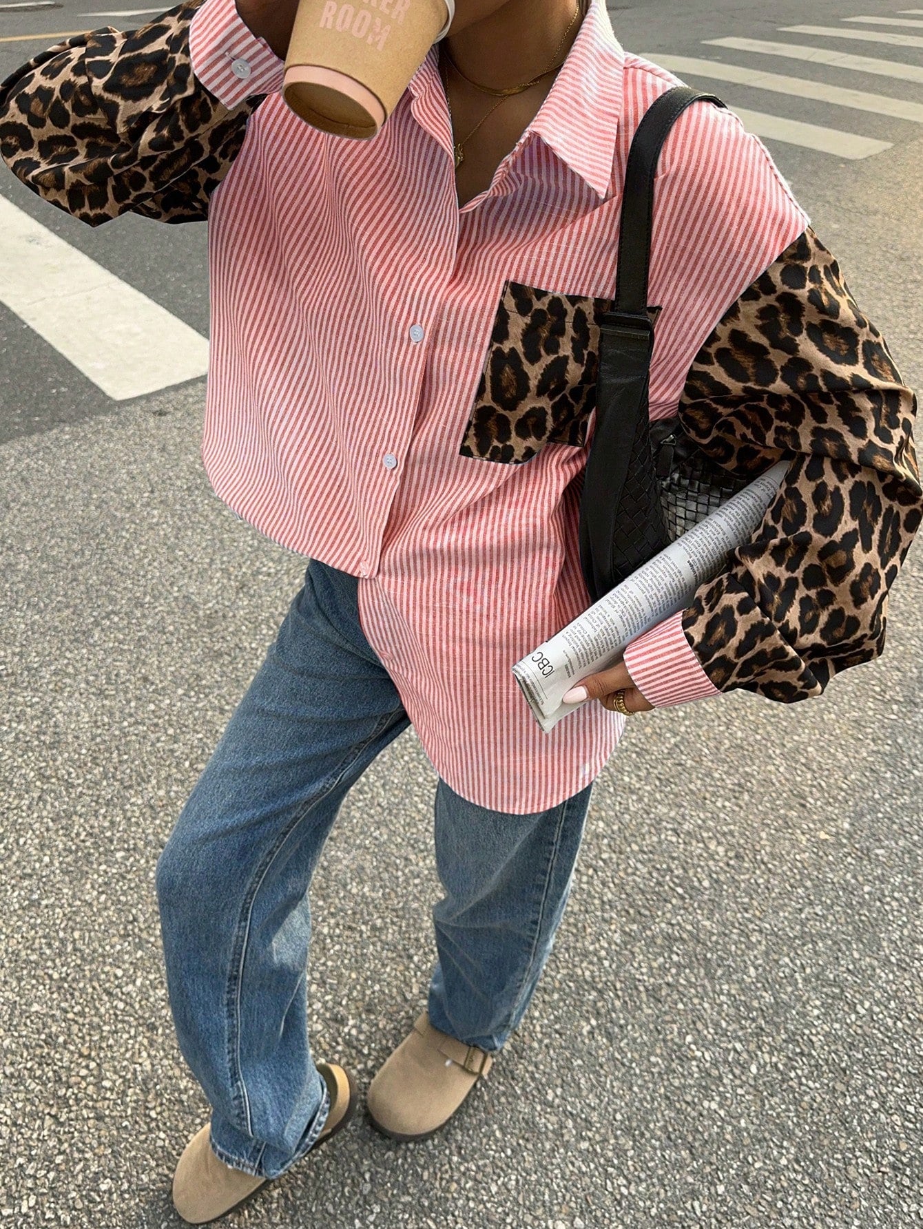 Gestreepte Damesblouse met Leeuwdetails – Opvallend, Casual & Streetstyle-klaar