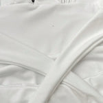 Minidress met halternek en skater-snit – Figuuraccentuerend & Vrouwelijk