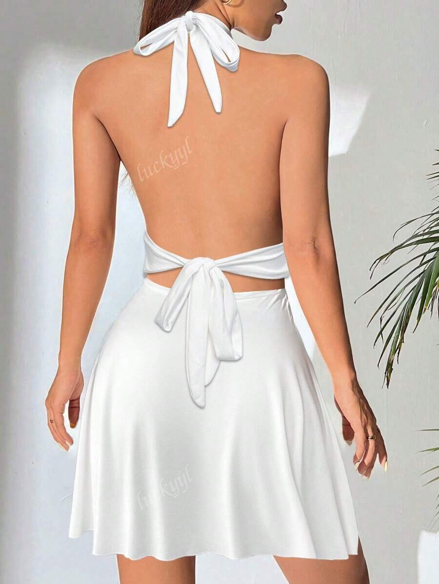 Minidress met halternek en skater-snit – Figuuraccentuerend & Vrouwelijk