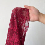 Geknipte kanten blouse met lange mouwen – Sexy, Transparant & Vrouwelijk