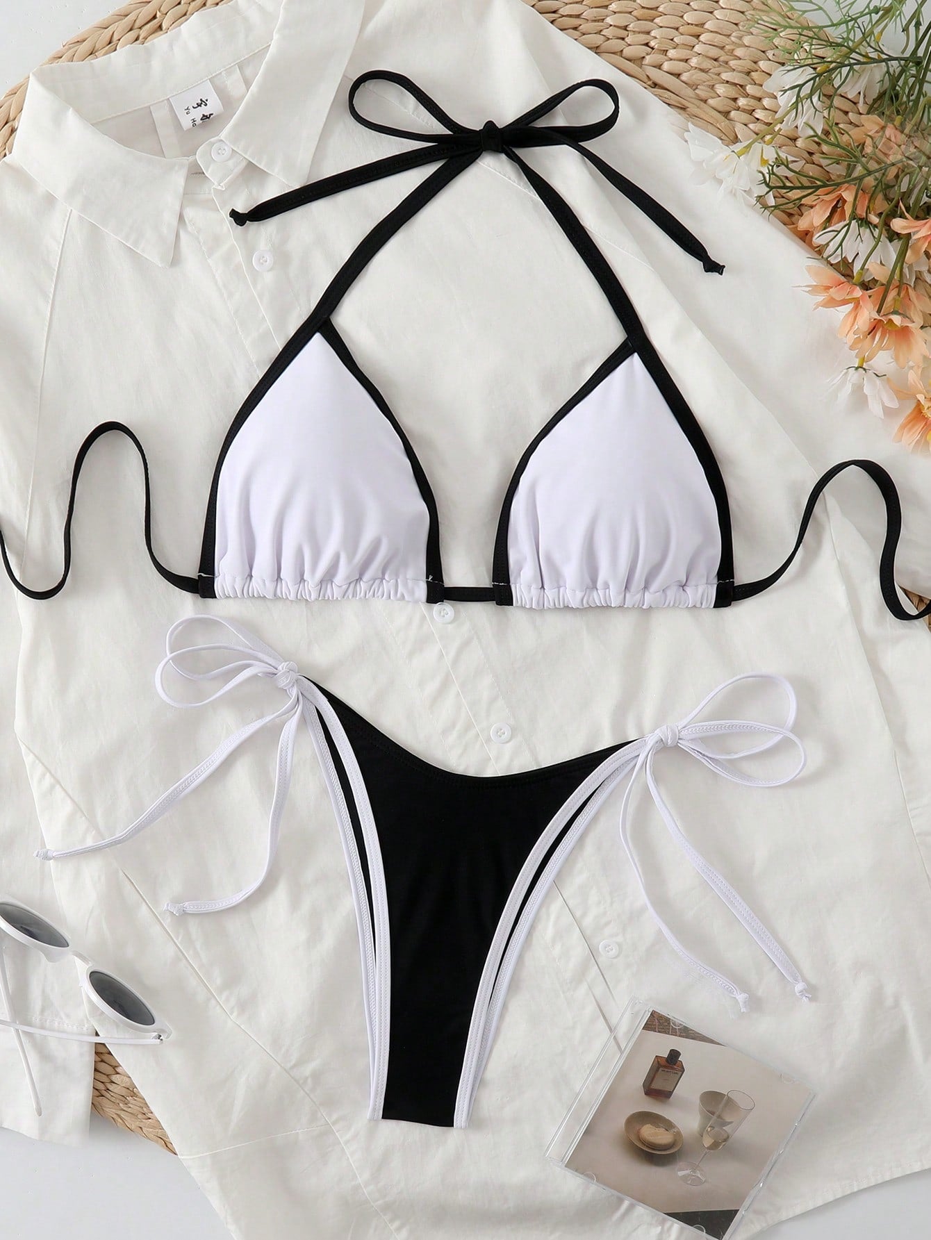 Sexy Triangle-Bikini in Marineblauw met Contrastzoom – Minimalistische 2-delige Set om te Touwen