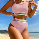Zwarte High-Waist Bikini met Chevron-Detail – 2-delig Set met Spaghettibandjes &amp; Structuurstof
