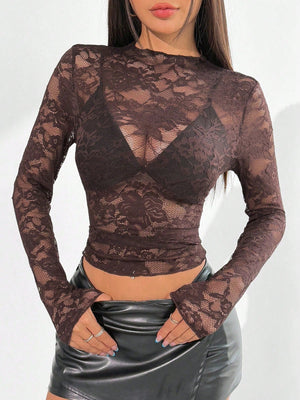 Geknipte kanten blouse met lange mouwen – Sexy, Transparant & Vrouwelijk
