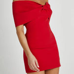 Elly | Off-shoulder Minikleed met Strikdetail