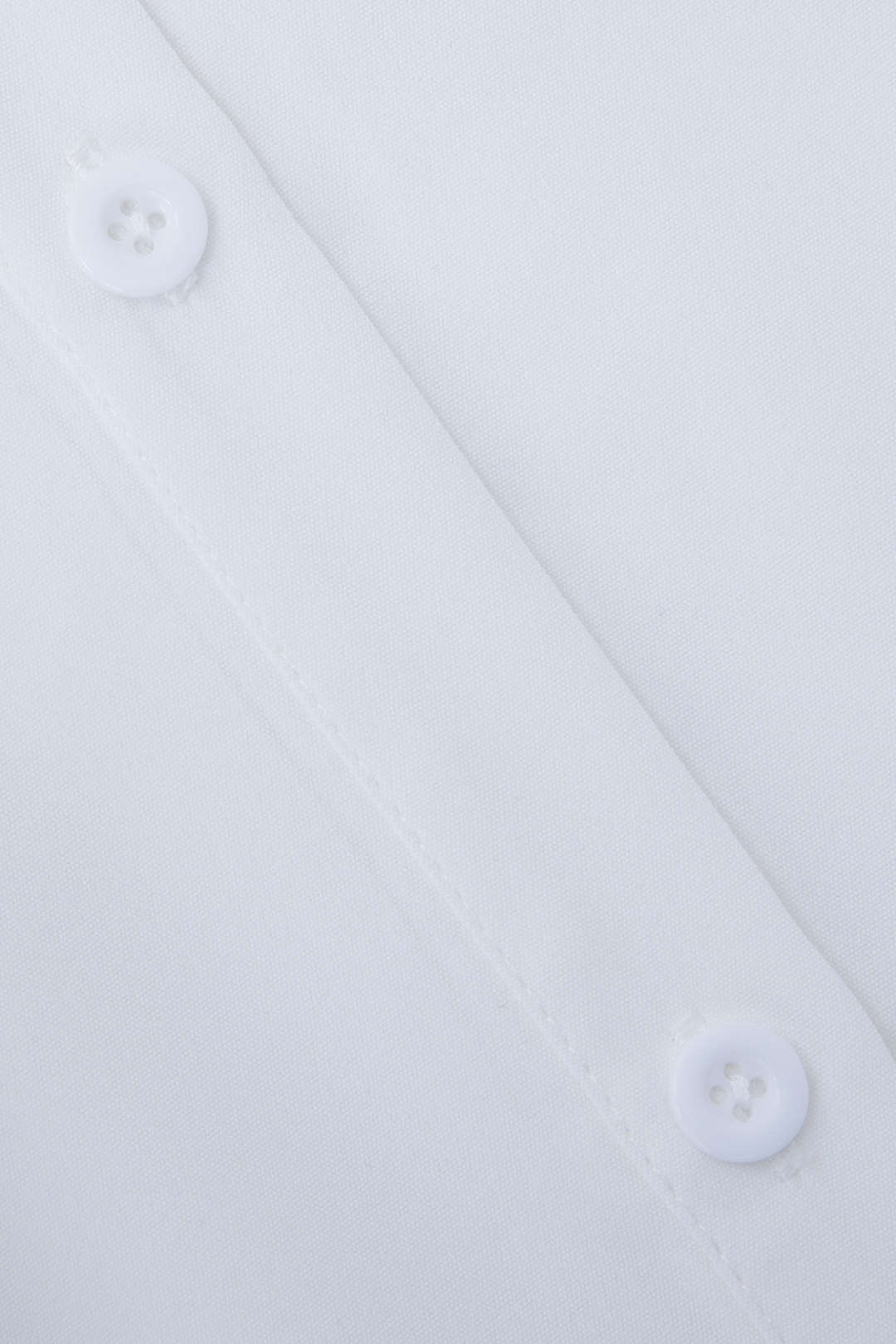 Ilaria | Witte Oversized Blouse met Benadrukte Taille en Klassieke Kraag