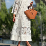 Elegante kantjurk met 3/4-mouwen & hoge kraag – Luchtig & Stijlvol