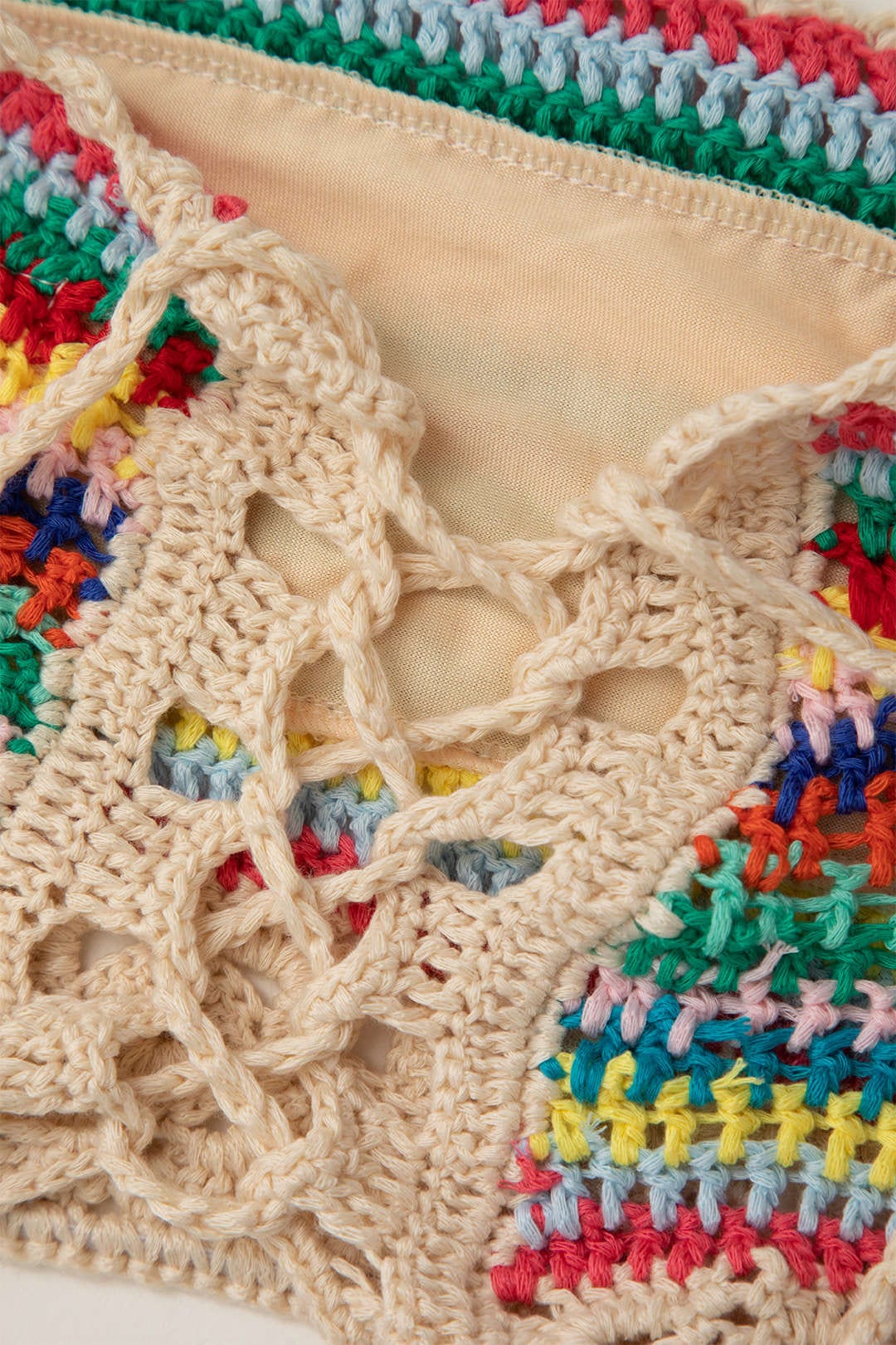 Naila | Boho-Haak-Bestaat uit Bustier & Shorts