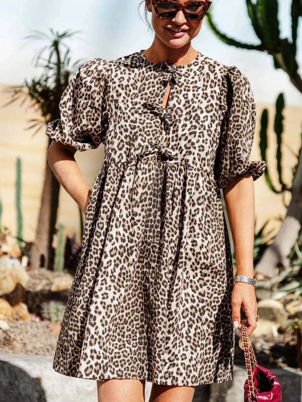 Chiara | Dames Luipaard Jurk met Korte Puffmouwen