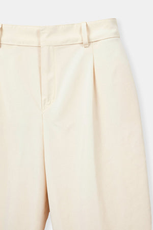 Elegante damesbroek met wijde snit en plooien