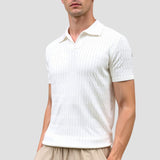 Witte gebreide poloshirt met structuurpatroon