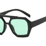 Oversized Zonnebril met Statement Frame en UV Bescherming