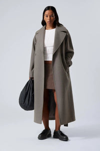Emilia | Lange wollen mantel in oversized stijl