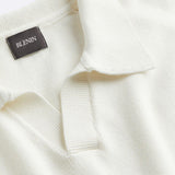 Elegante trui met open kraag voor stijlvolle looks