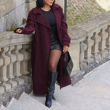 Quinty | Elegante Trenchcoat in Bordeauxrood met Ceintuur