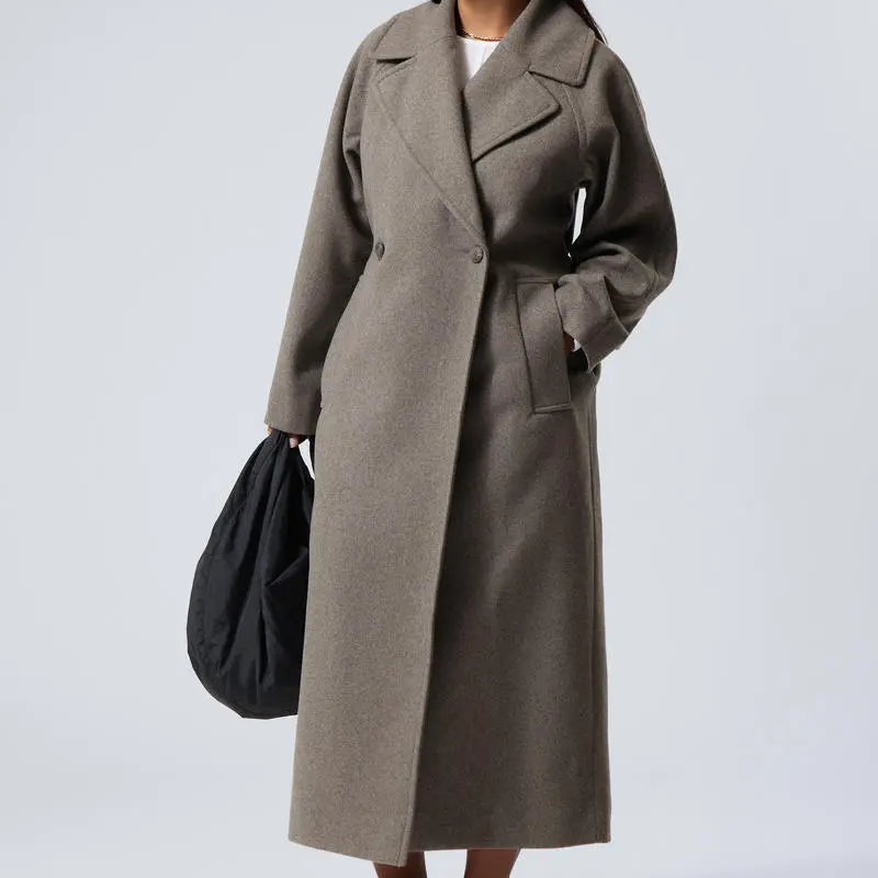 Emilia | Lange wollen mantel in oversized stijl