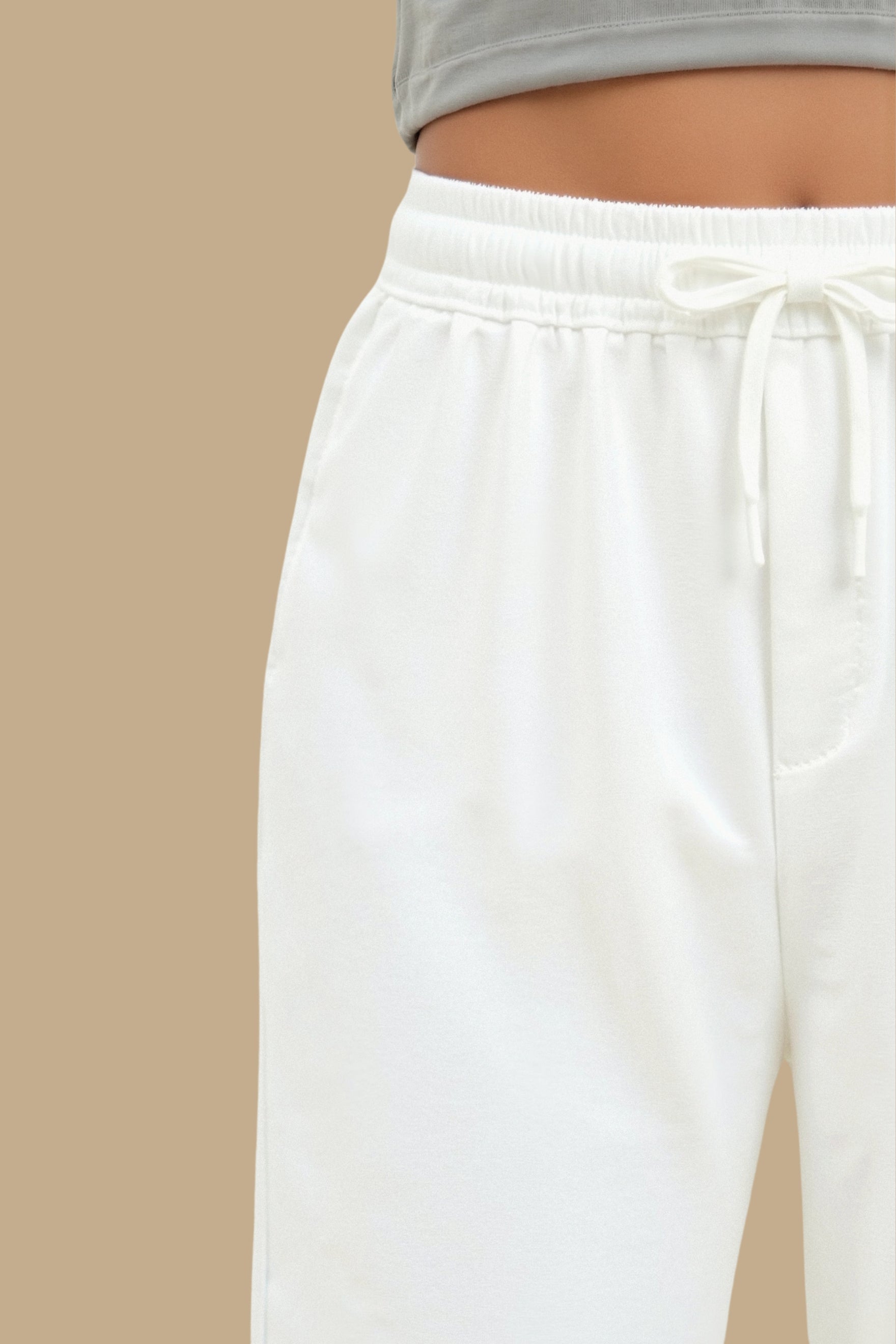 Comfortabele damesbroek met elastische tailleband en trekkoord