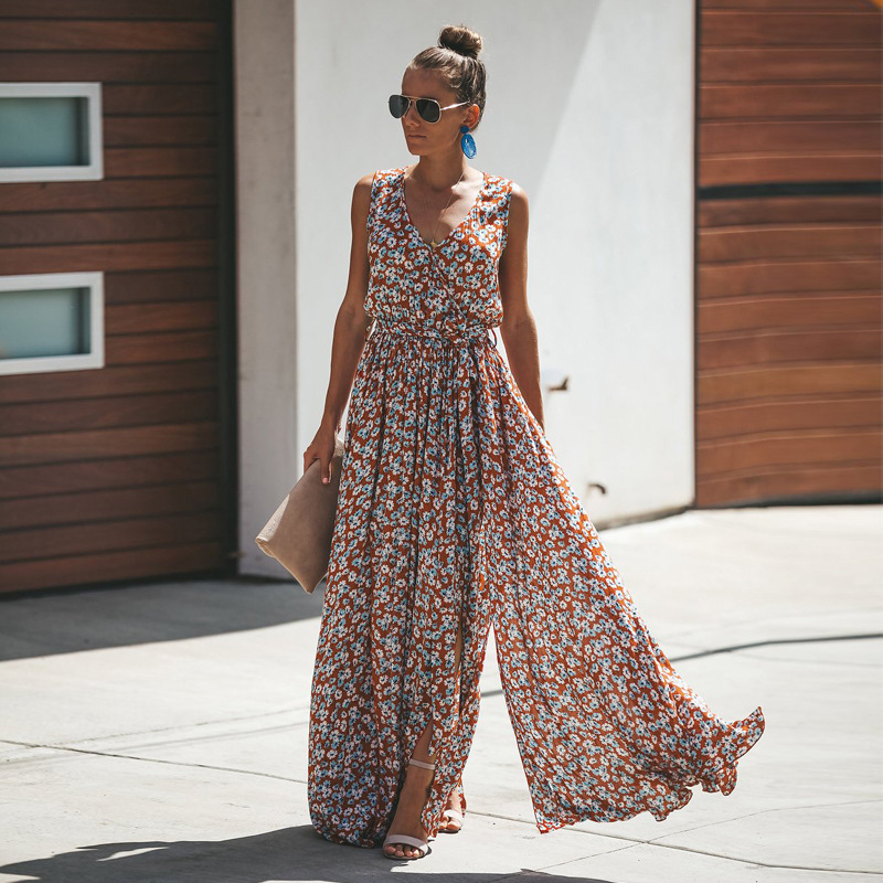 Mouwloze Maxijurk met Bloemenprint & Split – Zomerse & Elegante