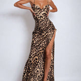 Amelie | Verleidelijk Leopard Maxikleed – Sensuele Look met Beinsplit