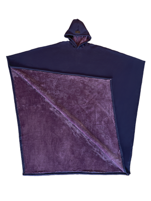 Luxe™ Fleece Poncho met Capuchon