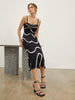 Maisie | Figuuraccentuerende midijurk met abstract patroon en delicate spaghettibandjes