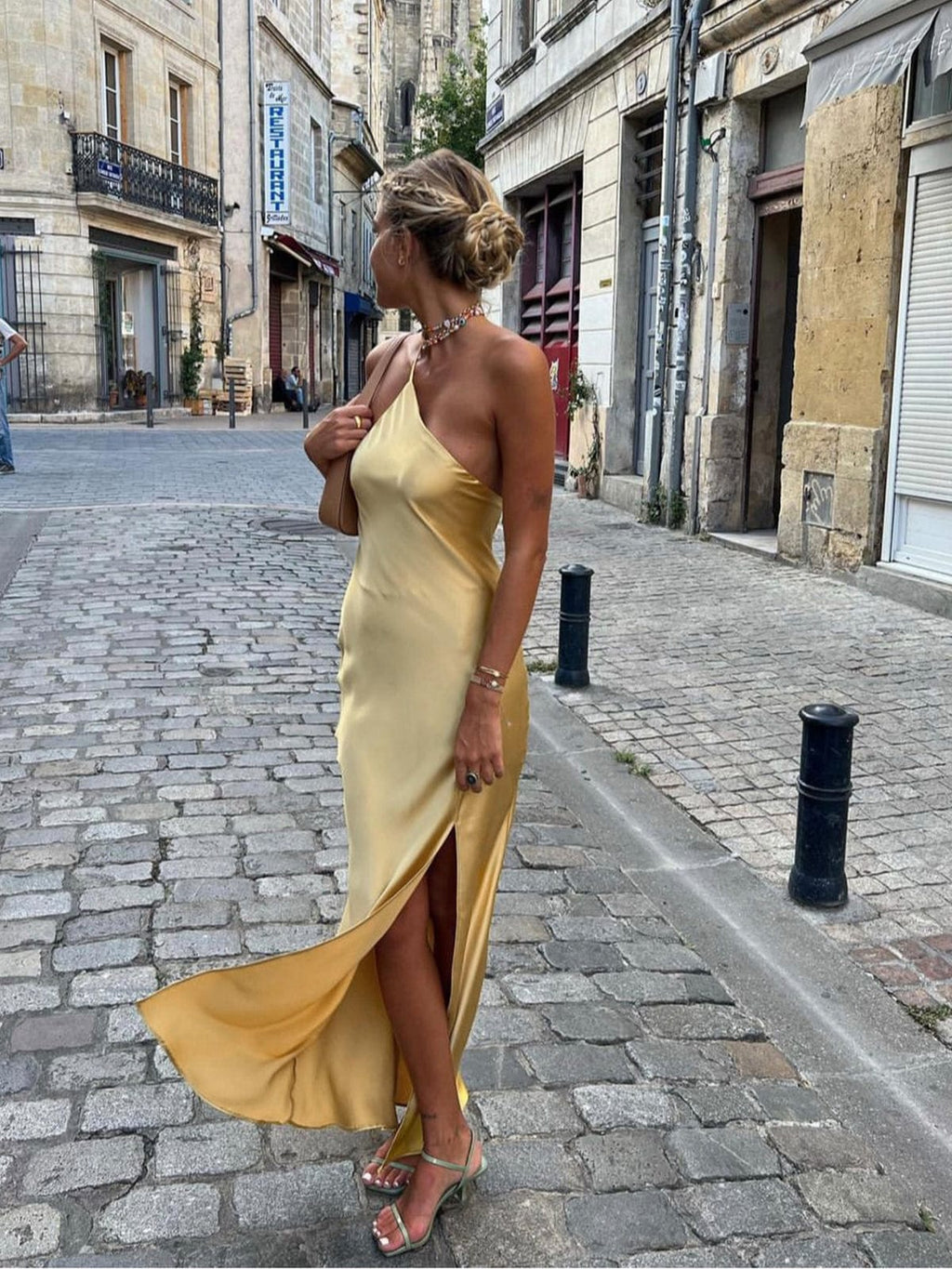 Katharina | Elegante Rugloze Satijnen Jurk voor Bruiloft en Feest