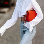 Geknipte Damesblouse met Raw Cut – Modern, Urban & Statementsterk