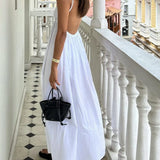 Elena | Rugloos Maxi-jurk met Cut-Out – Tijdloze Zomer-Elegantie