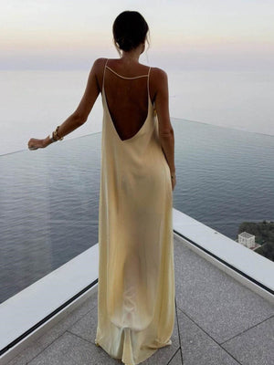 Mathilda | Luxe Slipdress met diepe ruguitsnijding – Elegante Avondmode