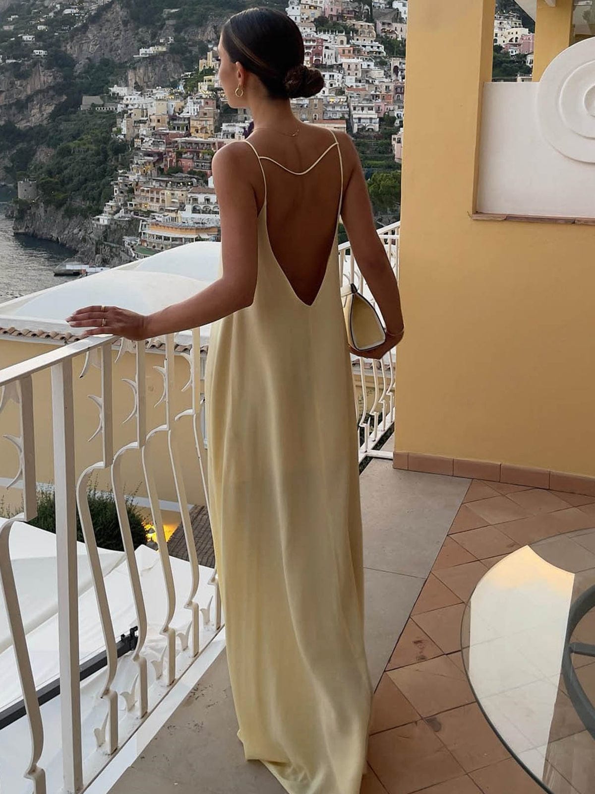 Mathilda | Luxe Slipdress met diepe ruguitsnijding – Elegante Avondmode