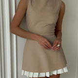 Robin | Elegante mouwloze midikleed met plissé-design