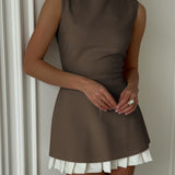 Robin | Elegante mouwloze midikleed met plissé-design