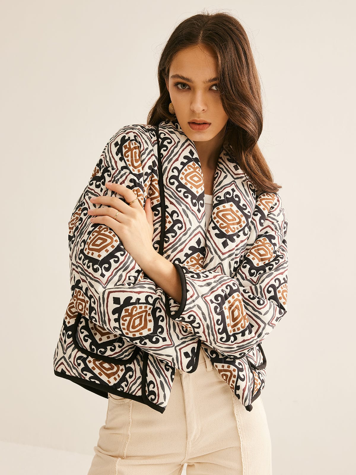 Steppjacke met etnisch patroon en oversized snit