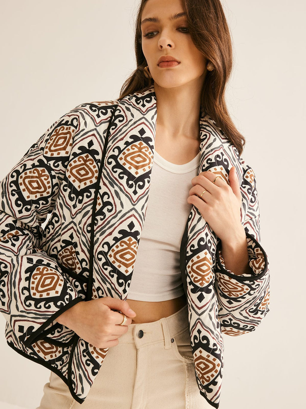 Steppjacke met etnisch patroon en oversized snit