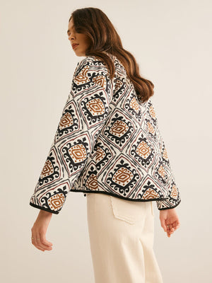 Steppjacke met etnisch patroon en oversized snit