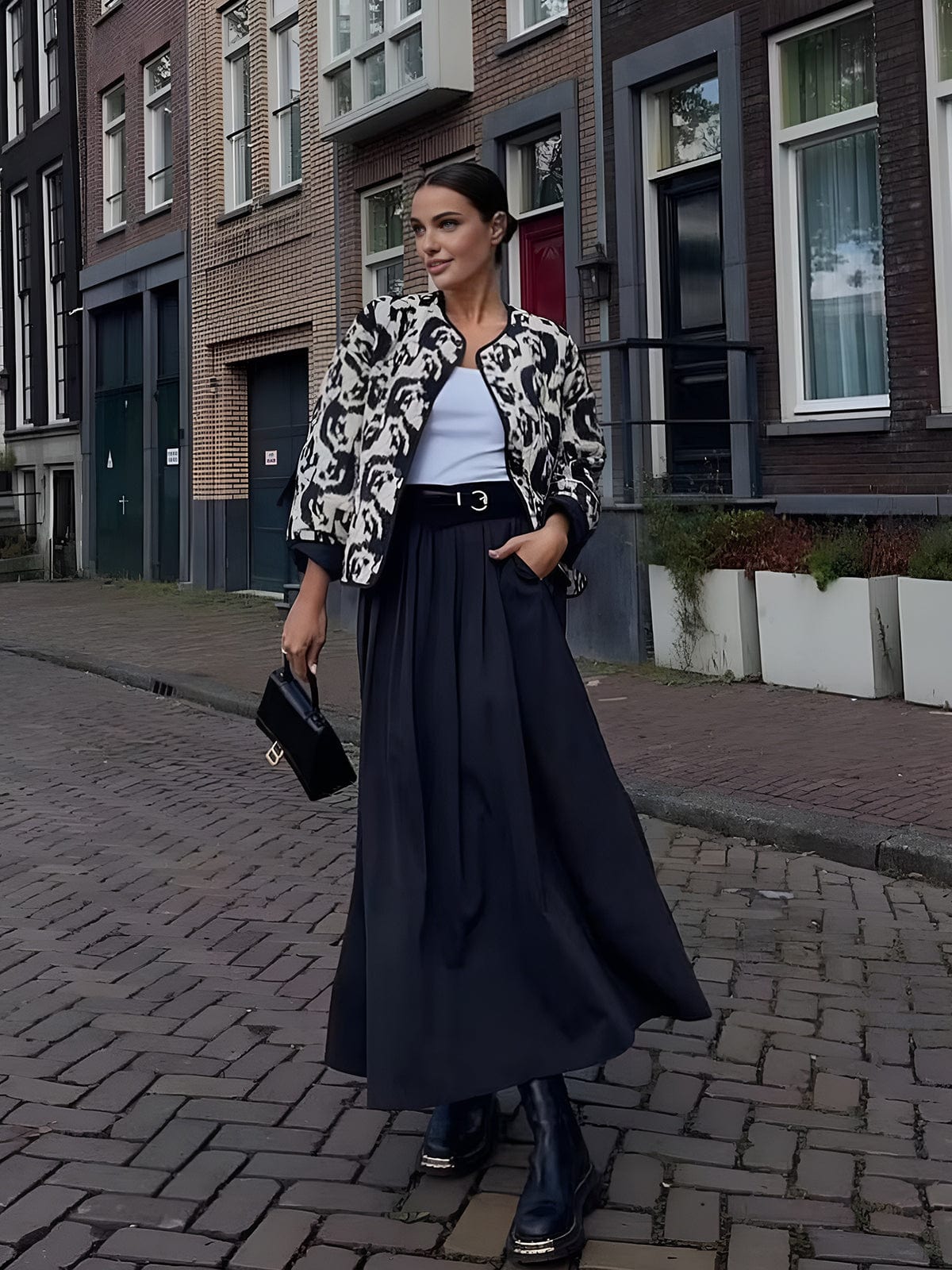 Leona | Jas met Dierenprint – Een Statement voor de Gedurfde Look