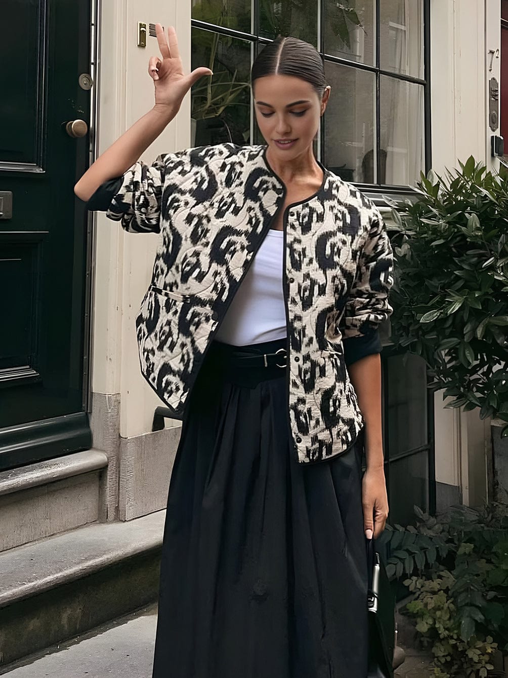 Leona | Jas met Dierenprint – Een Statement voor de Gedurfde Look