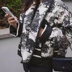 Lichte zomerjack met kunstzinnige print – Elegantie ontmoet comfort
