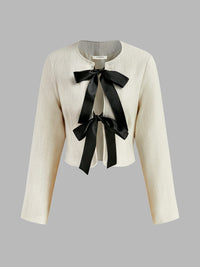 Silke | Elegante Witte Tweed Blazer met Zwarte Satijnen Strikken