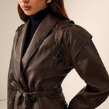Valeria | Taillierter Lederblazer met Ceintuur – Elegant & Modern