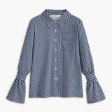 Gestreepte Damesblouse in Marineblauw met Uitlopende Mouwen