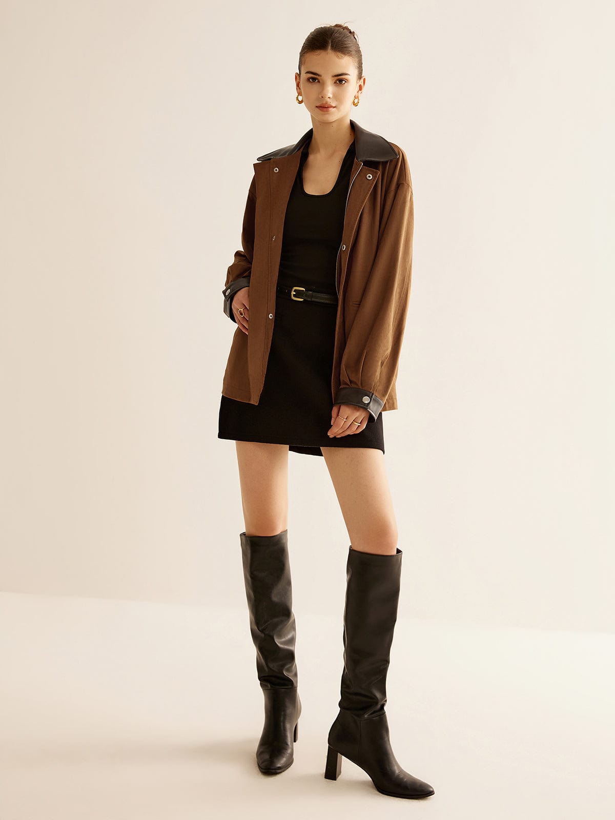 Amber | Oversized Jack in Camel met Lederen Details