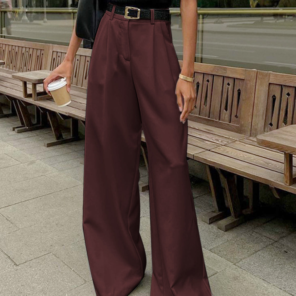 Stijlvolle Brede Pantalon Voor Moderne Vrouwen – Luxe Stof, Tijdloze & Comfortabele Pasvorm Voor Iedere Gelegenheid.