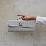 Finja | Gevlochten Clutch van Kunstleer